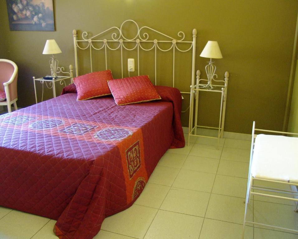Hotel Pinxo 산타콜로마데파르네스 객실 사진